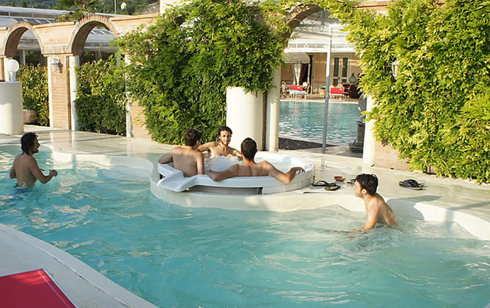 Relax all’idromassaggio